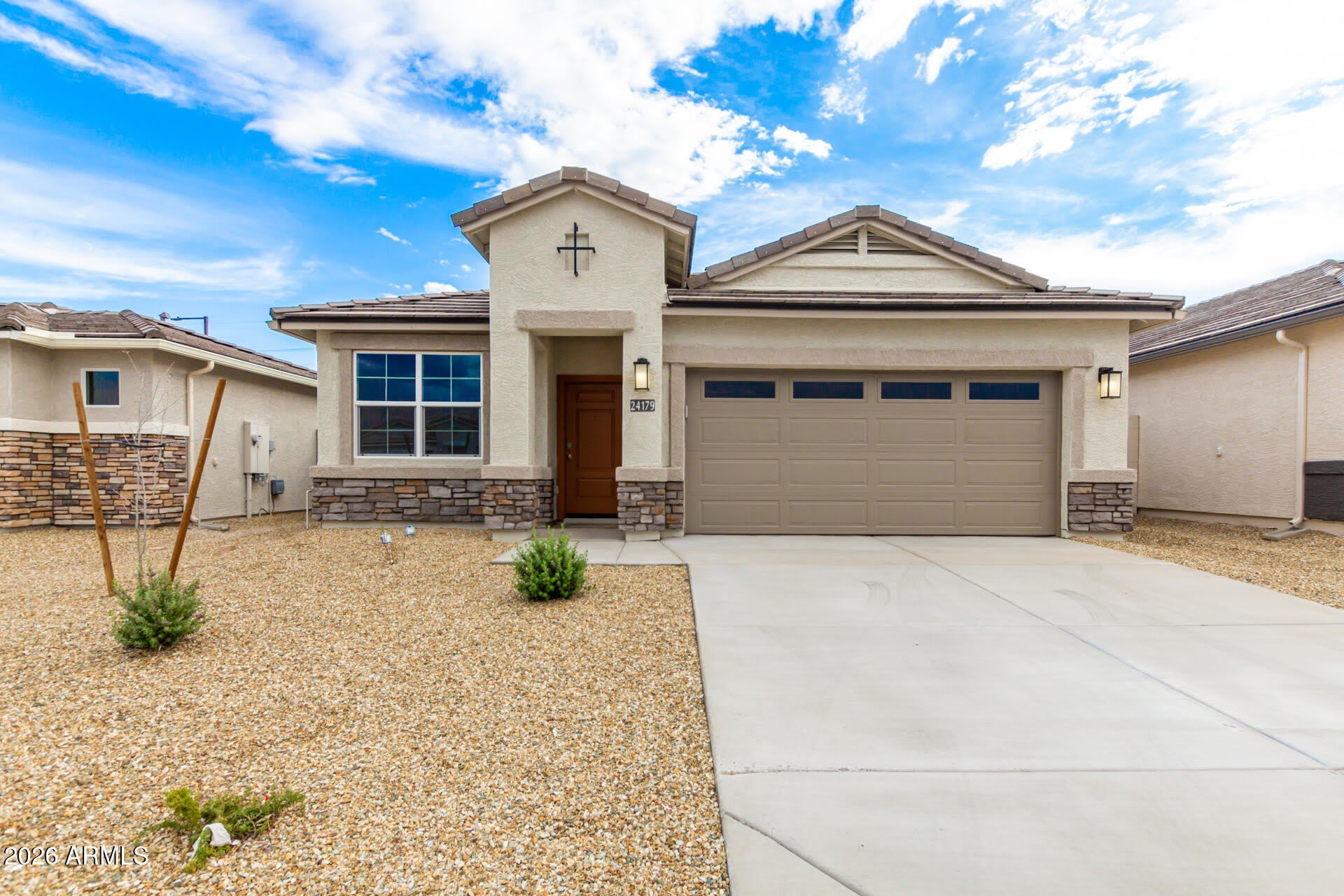 24179 W RIPPLE Road – photo 1