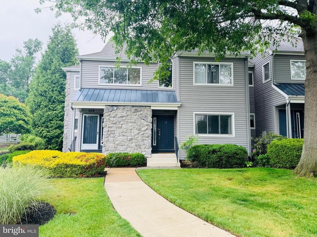 835 CHANTICLEER DRIVE – photo 1