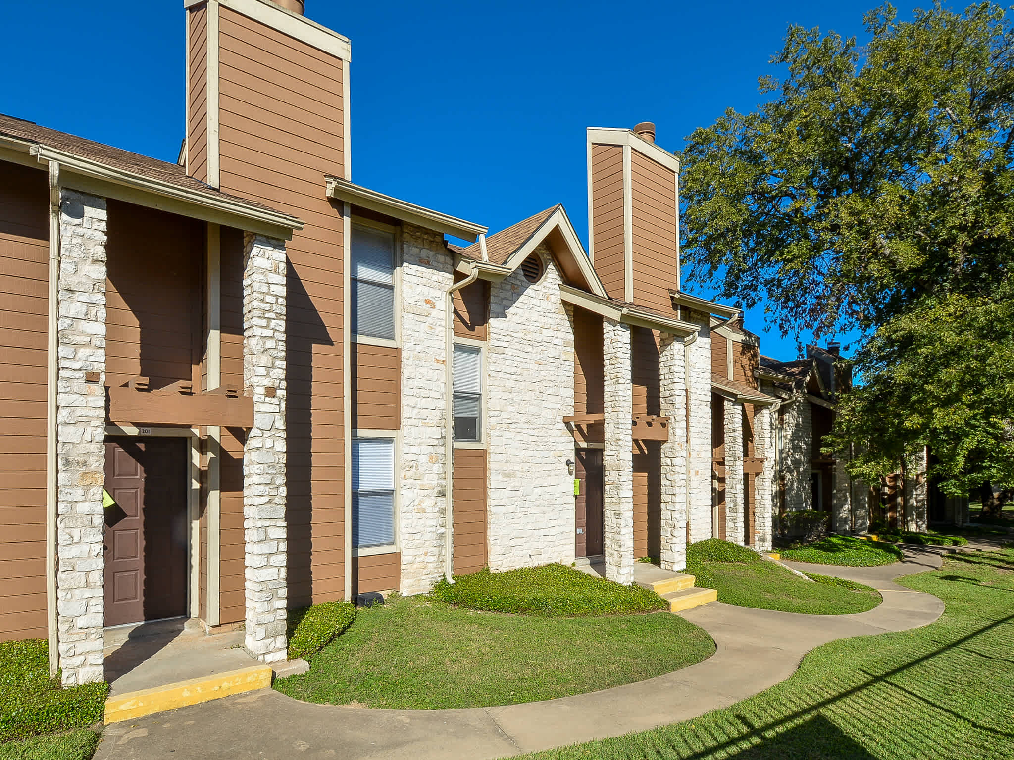 Willow Brook Apartment Homes – photo 4