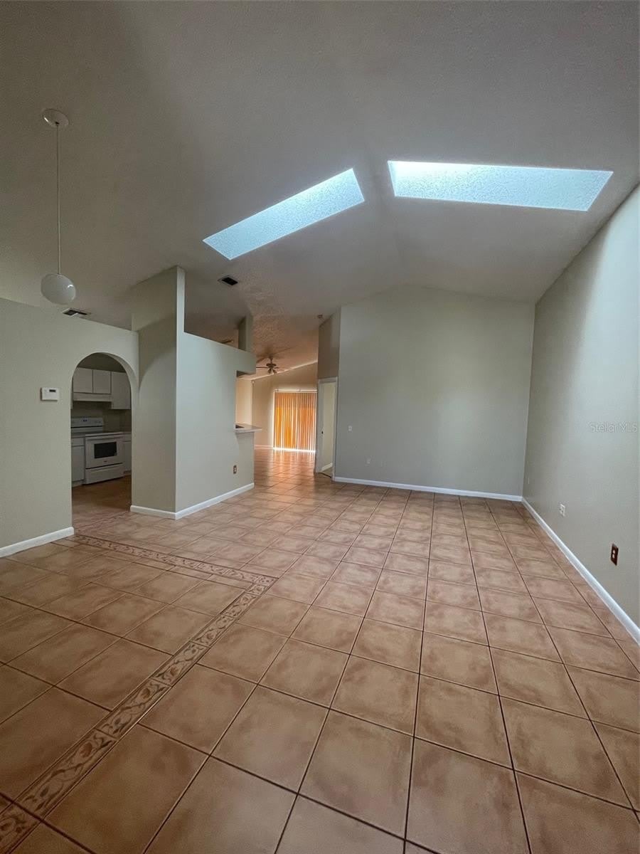 4312 IVEYGLEN Avenue – photo 3