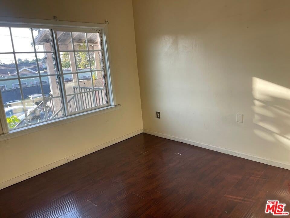 1005 W 46TH Ave – photo 2