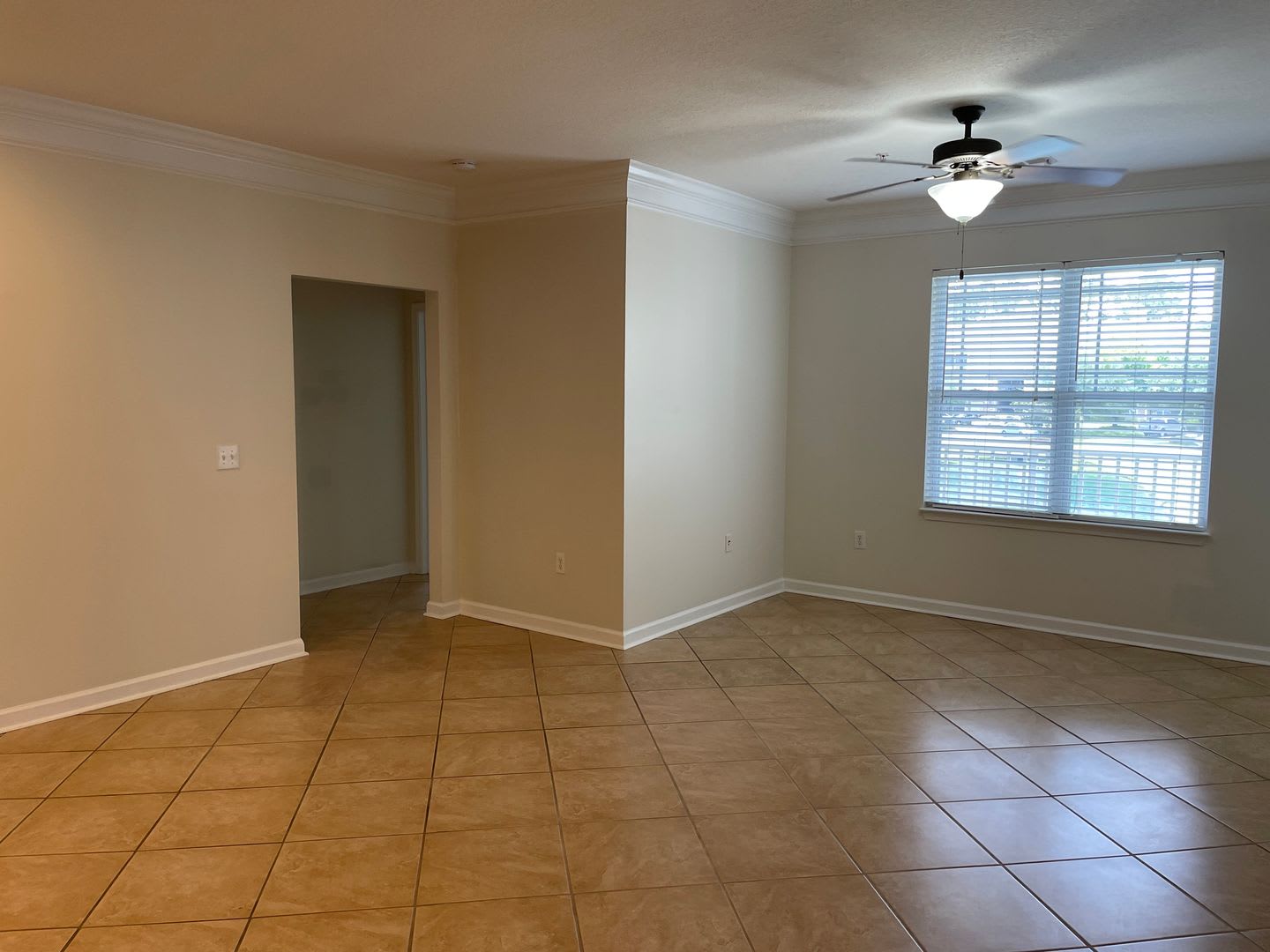 3 Bedroom 2 Bathroom Condo in Woodlands Way at Crow Creek – photo 5