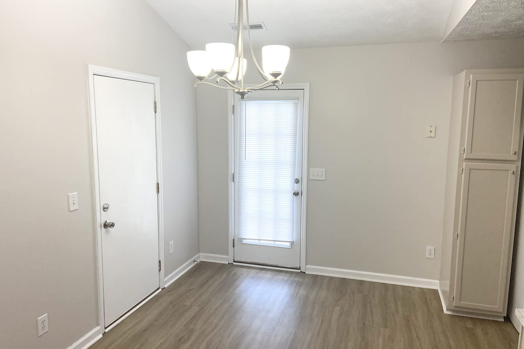 2721 Ashby Drive – photo 4