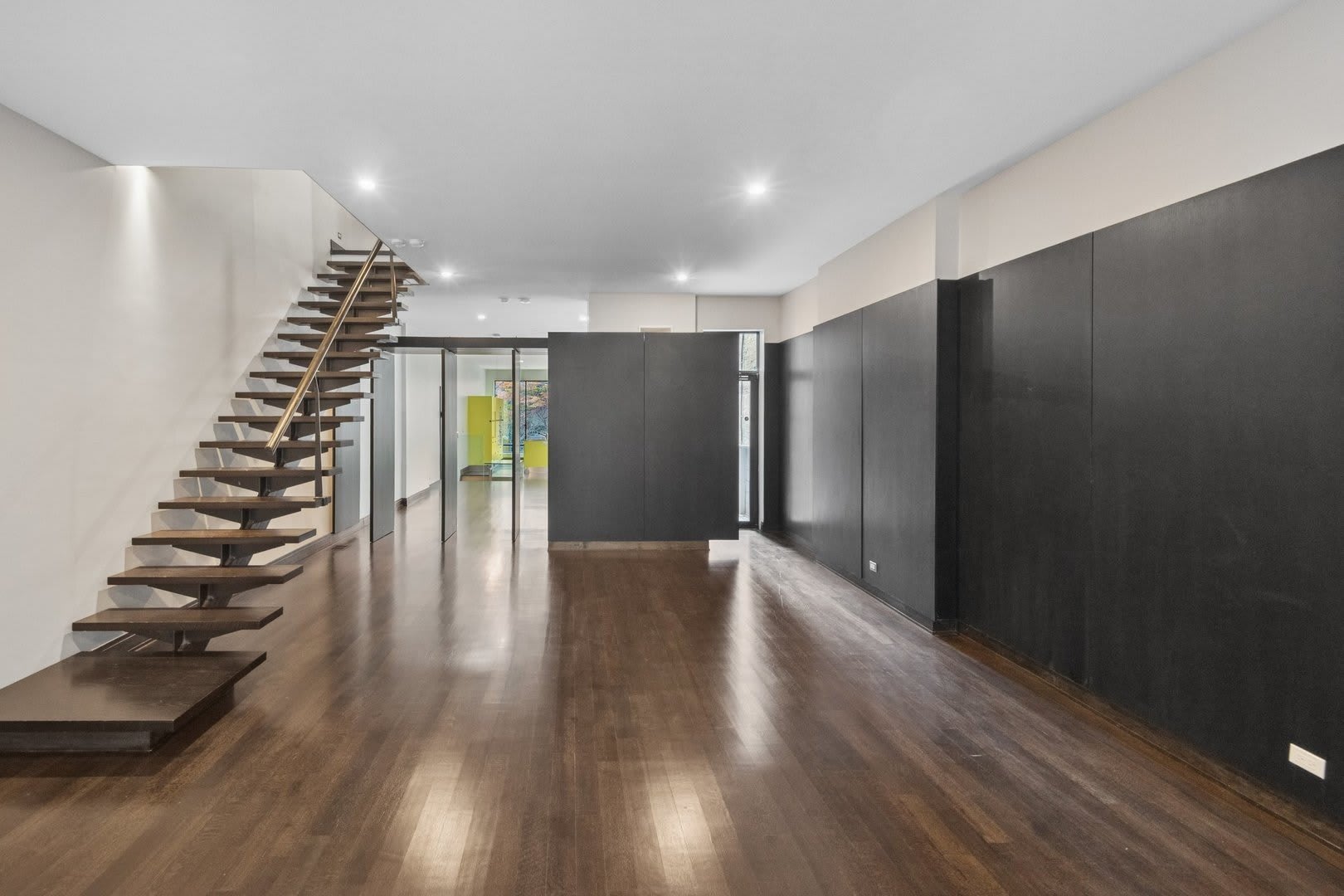 44 E Cedar Street – photo 5