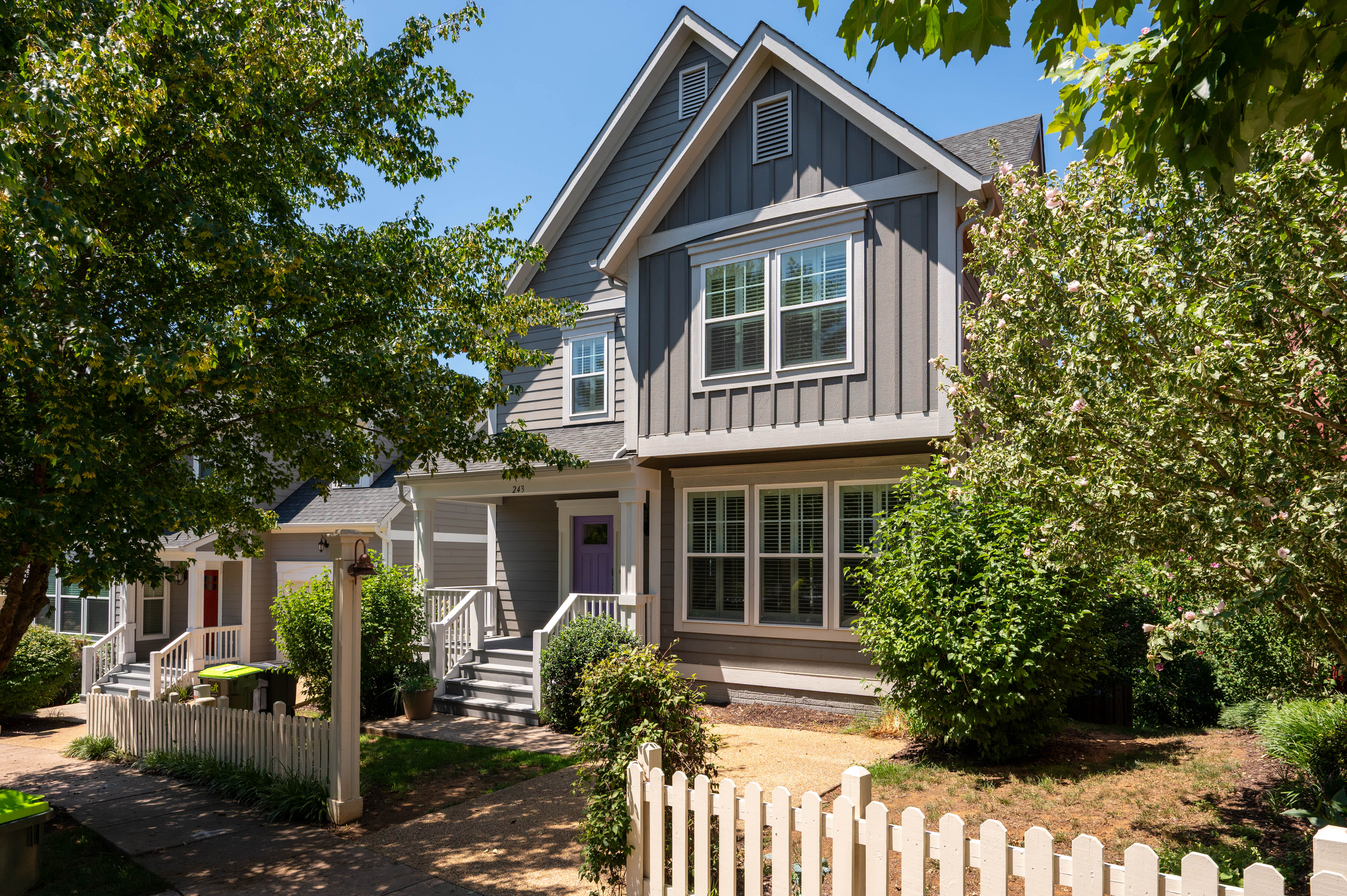 243 Huntley Ave – photo 1