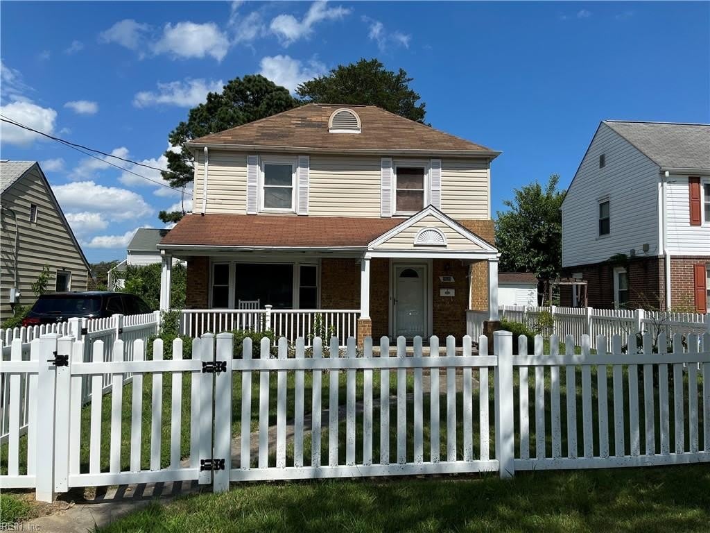 1620 Roanoke Avenue – photo 2