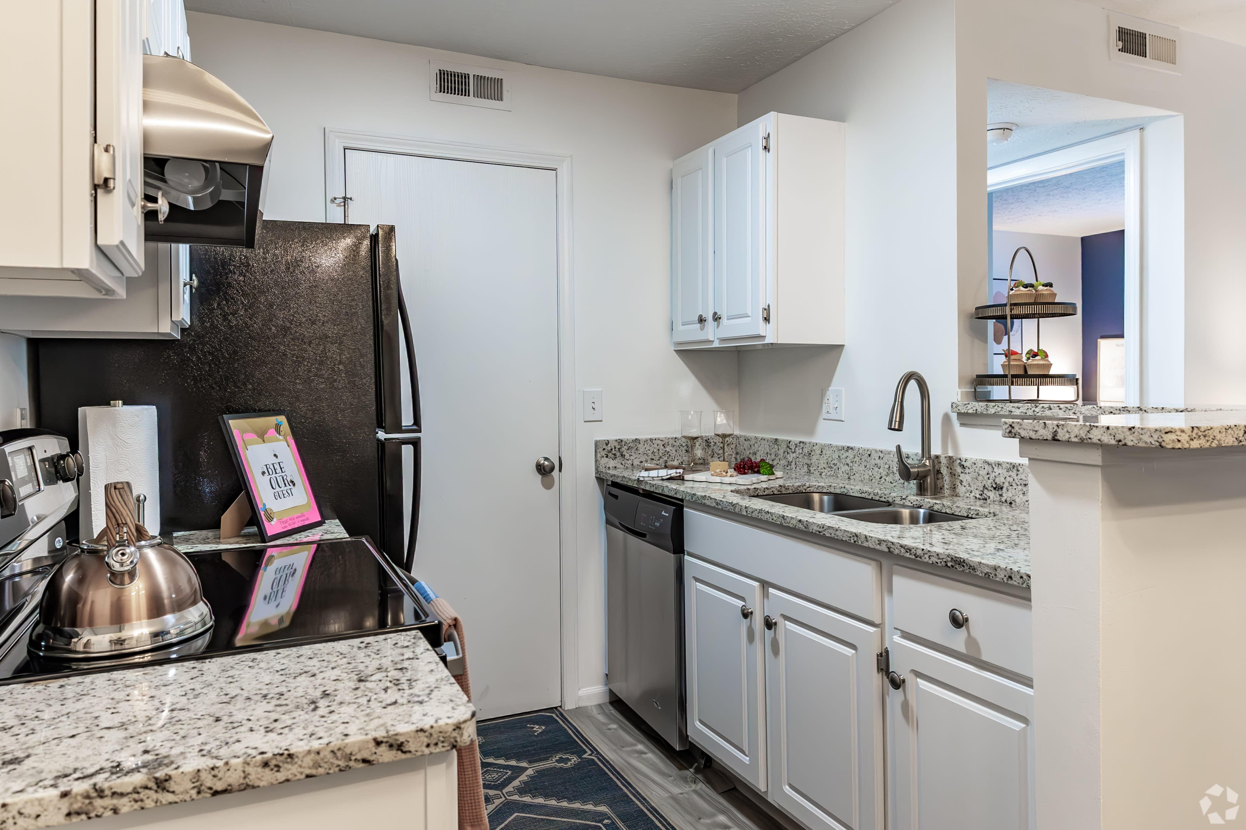 Hilliard Station Apartments – photo 2