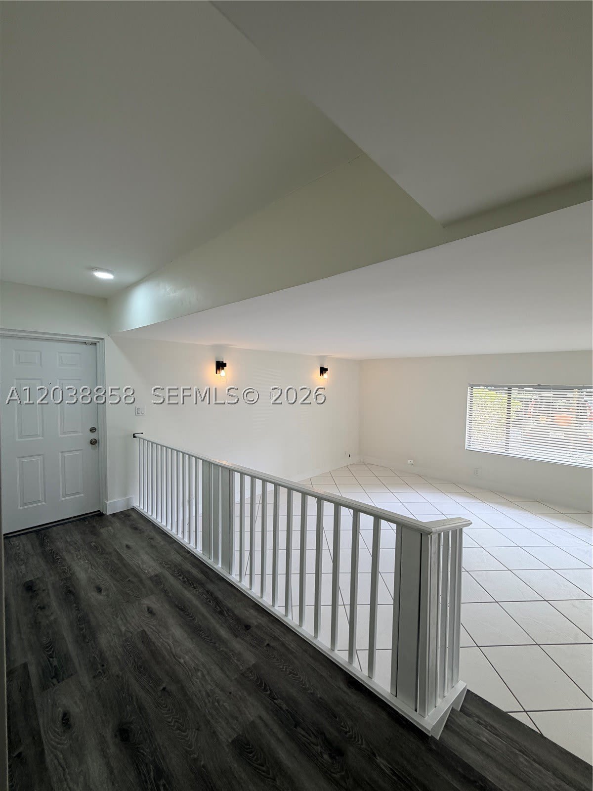 4705 SW 62nd Ave – photo 2