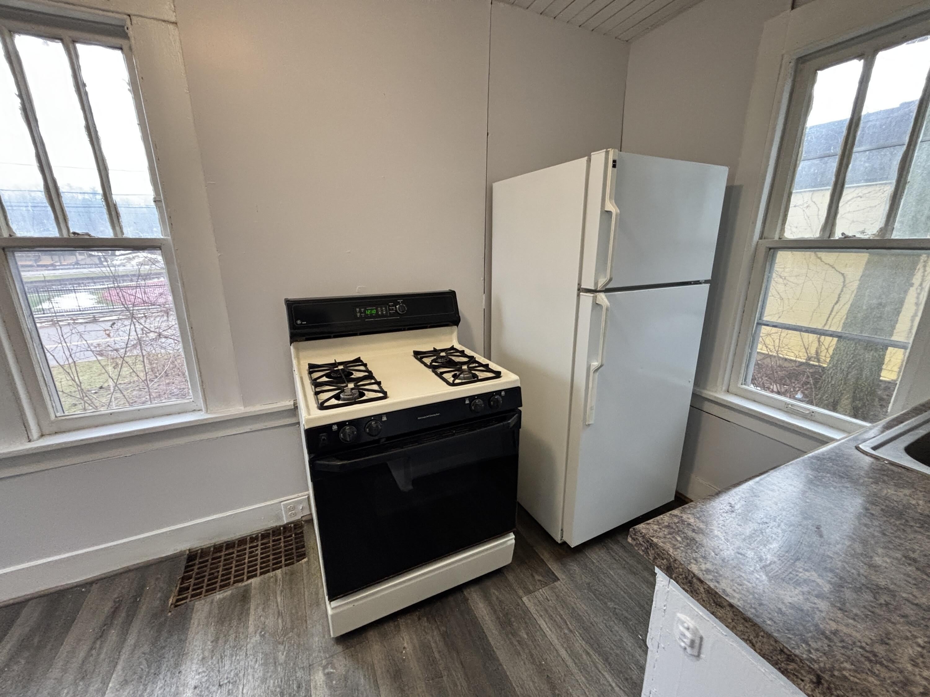 1404 W Michigan Avenue – photo 4