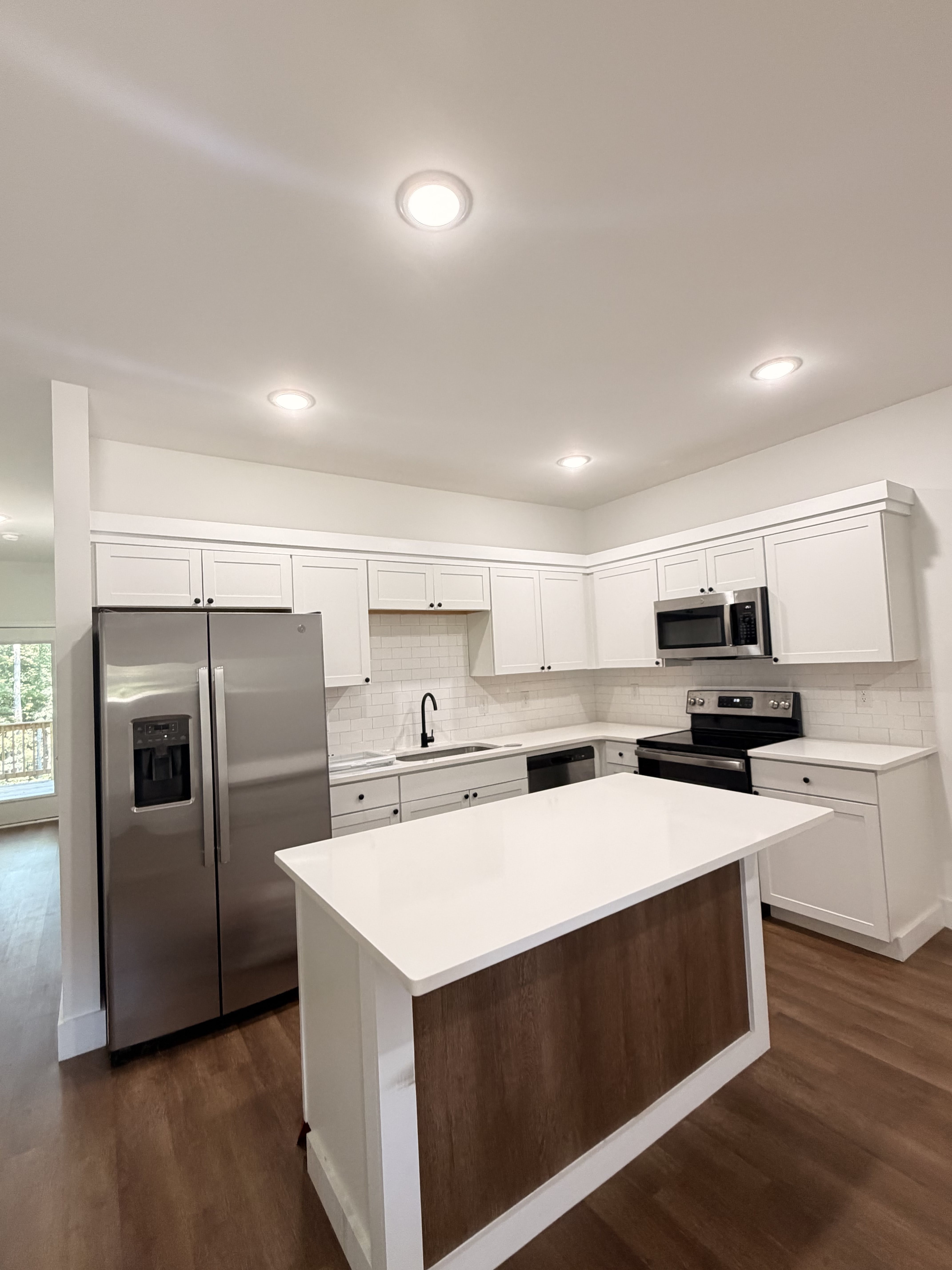 118 Honda Street – photo 3