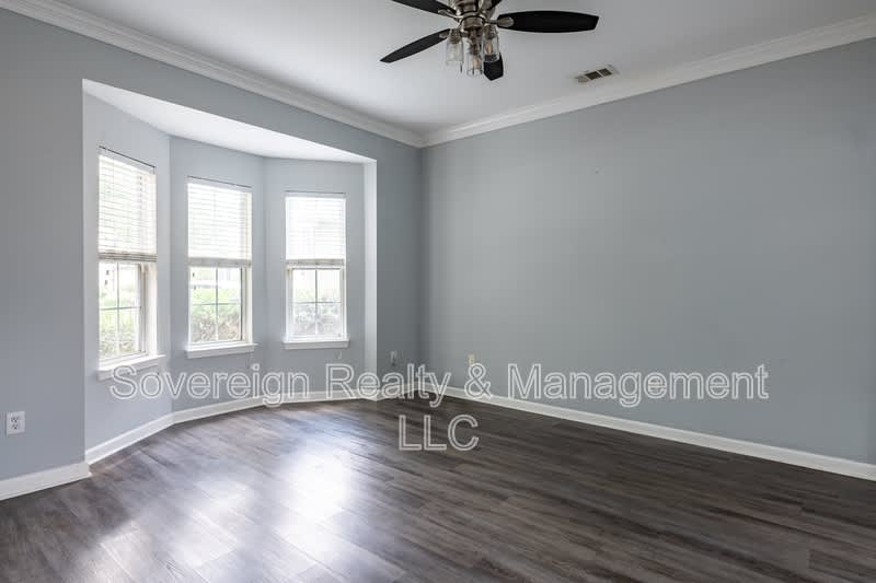 7702 Parkside Dr – photo 4