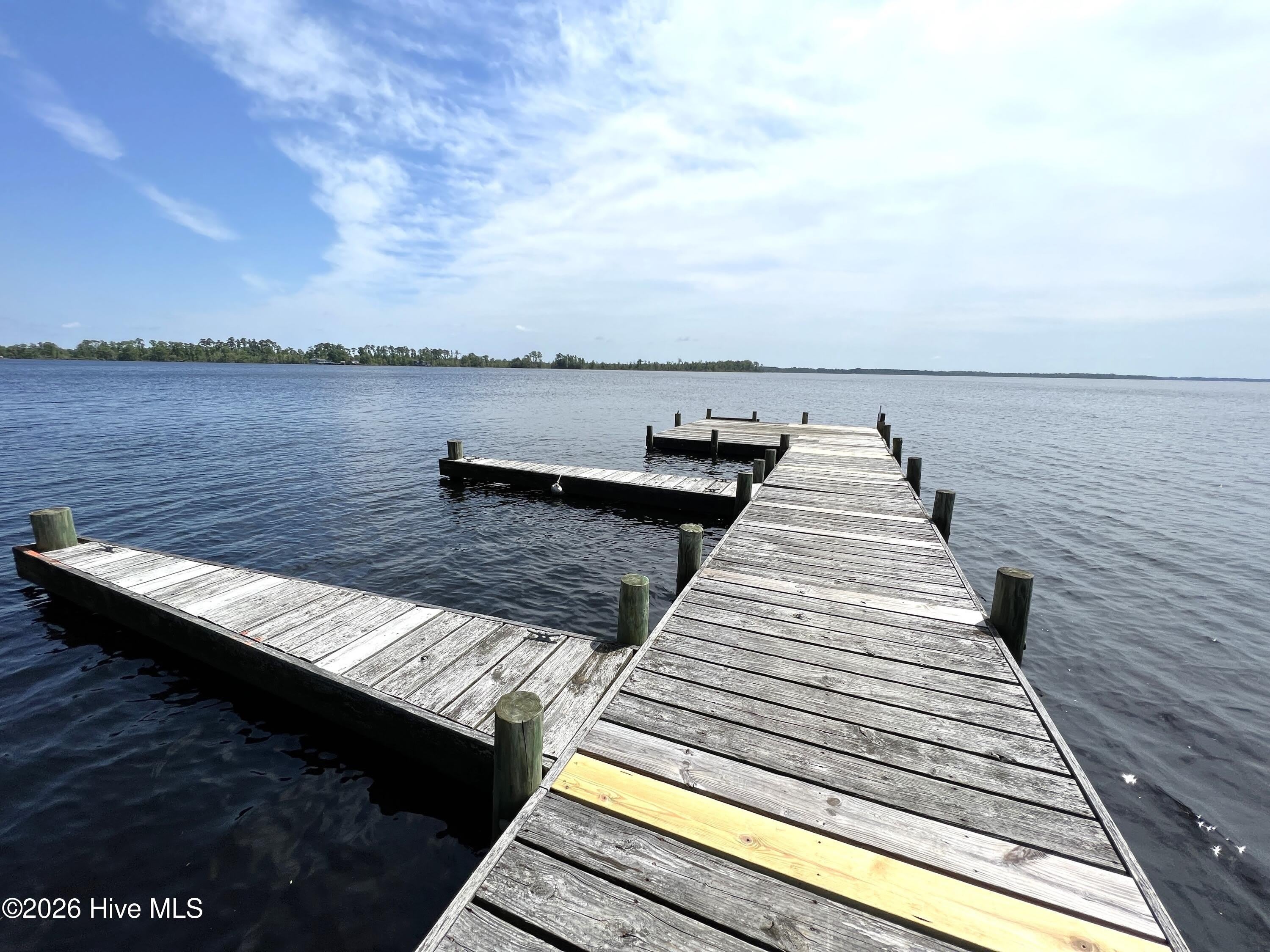 1221 Riverside Avenue – photo 2