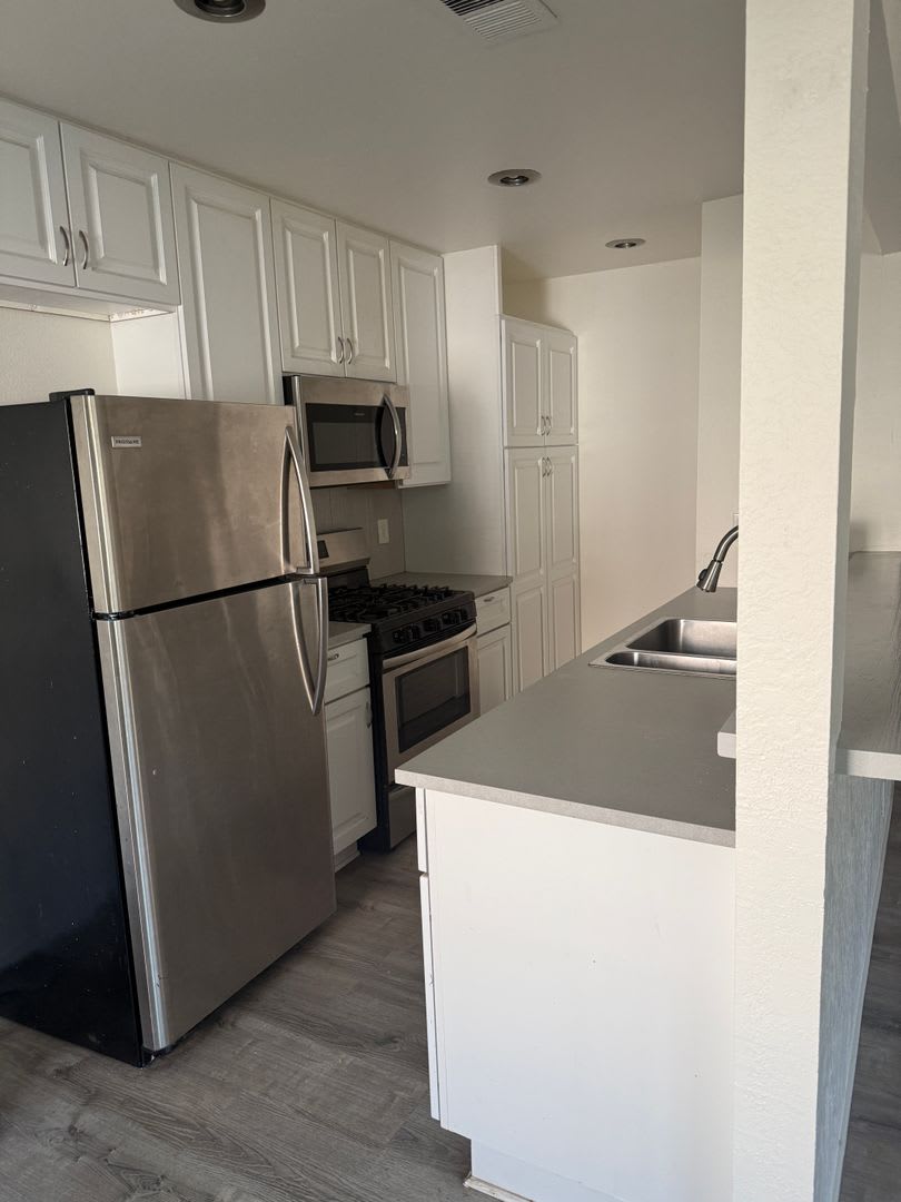 2 Bed / 1 Bath Townhouse-Style Unit — Auburn Greens – photo 2