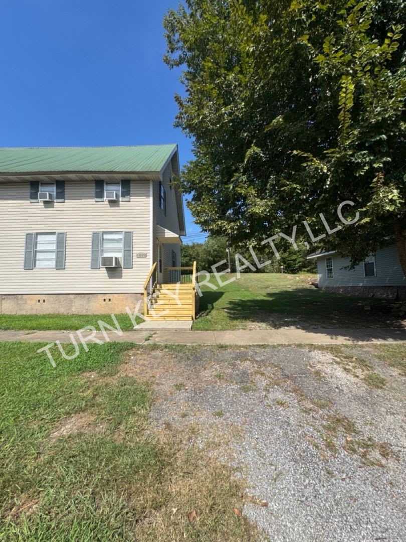 Townhome for rent in Cordova – photo 2