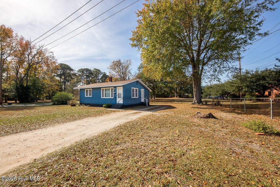1801 Clark Avenue – photo 1