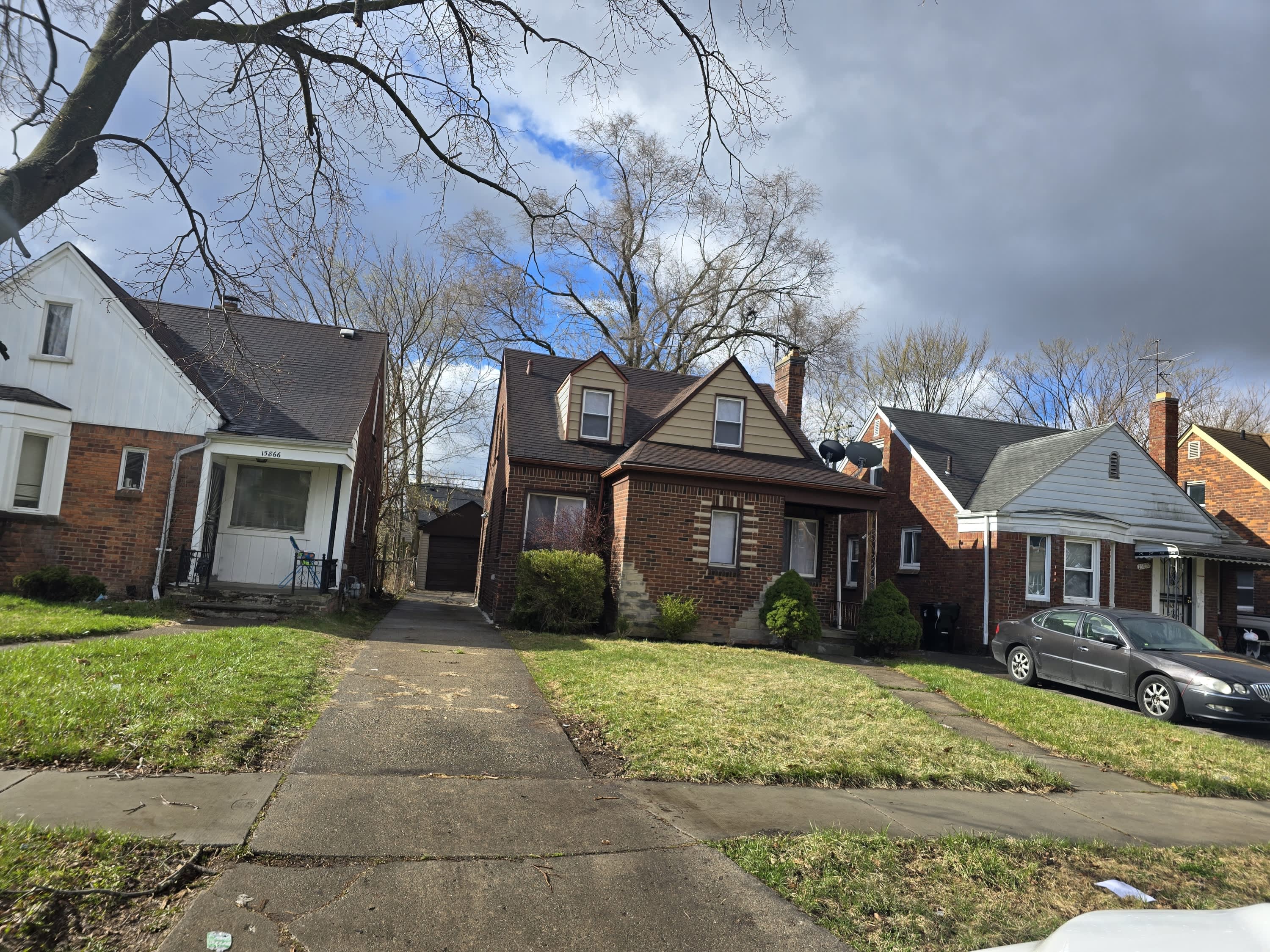 15860 Fordham Street – photo 1