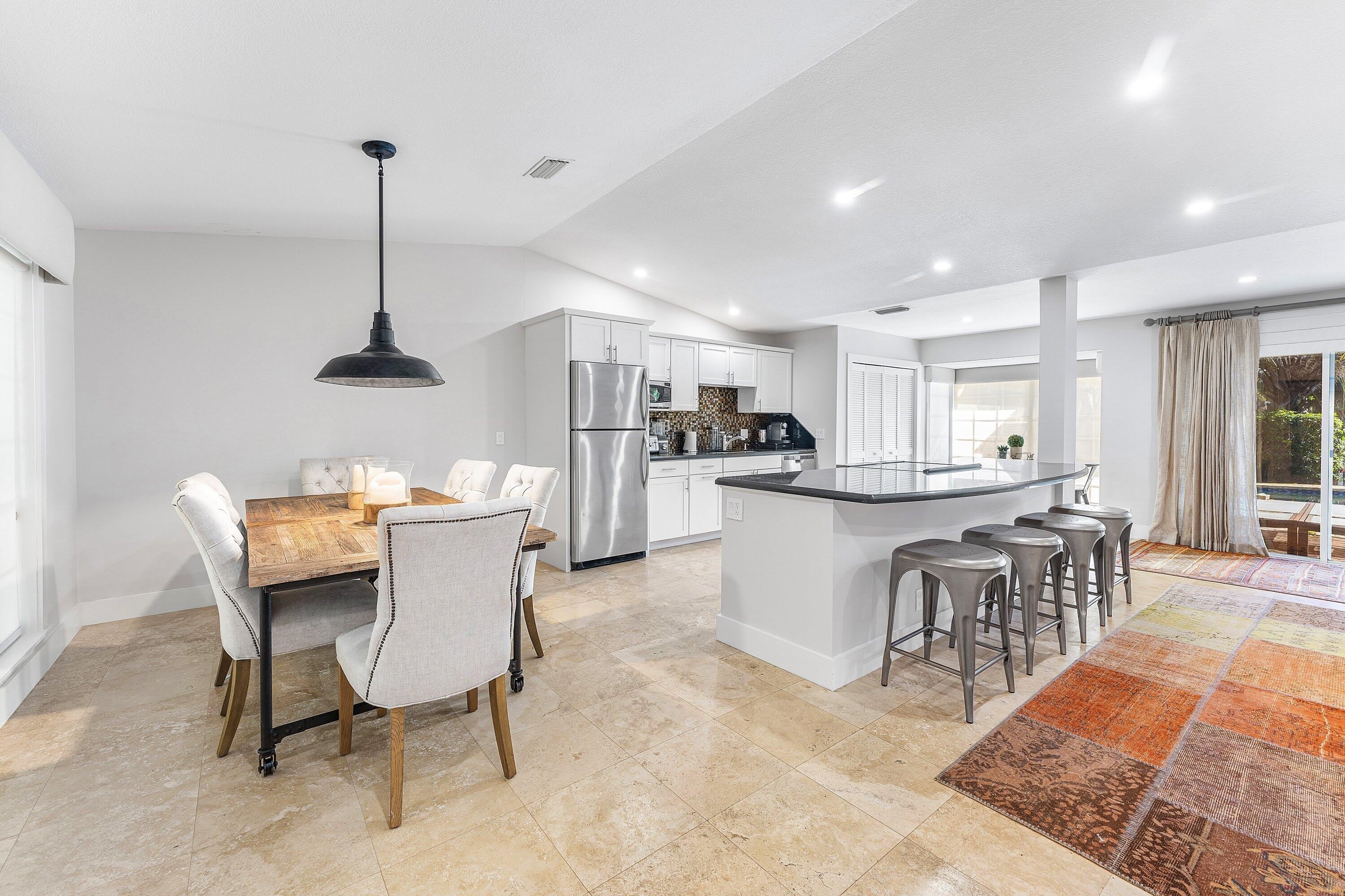 2312 Las Casitas Drive – photo 2