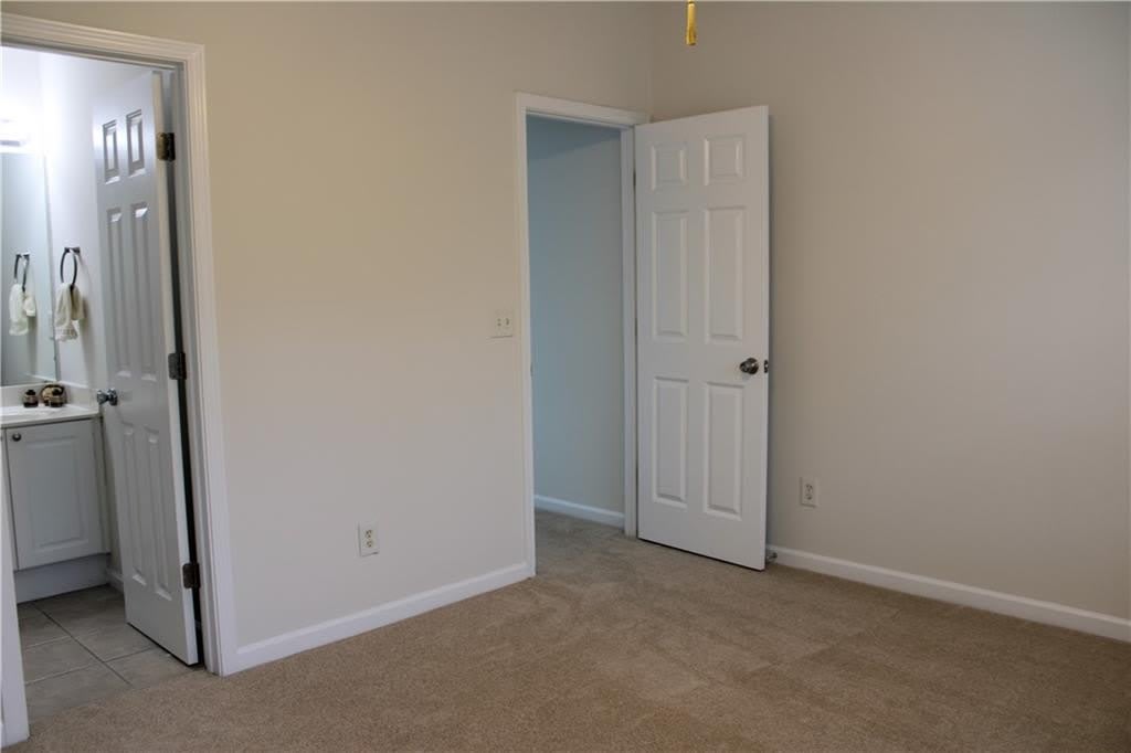 2059 Liberty Court NW – photo 5