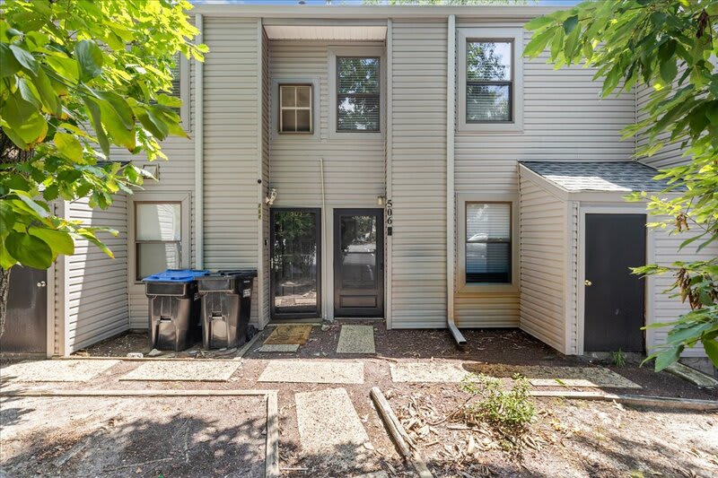 506 Bromley Estates – photo 2