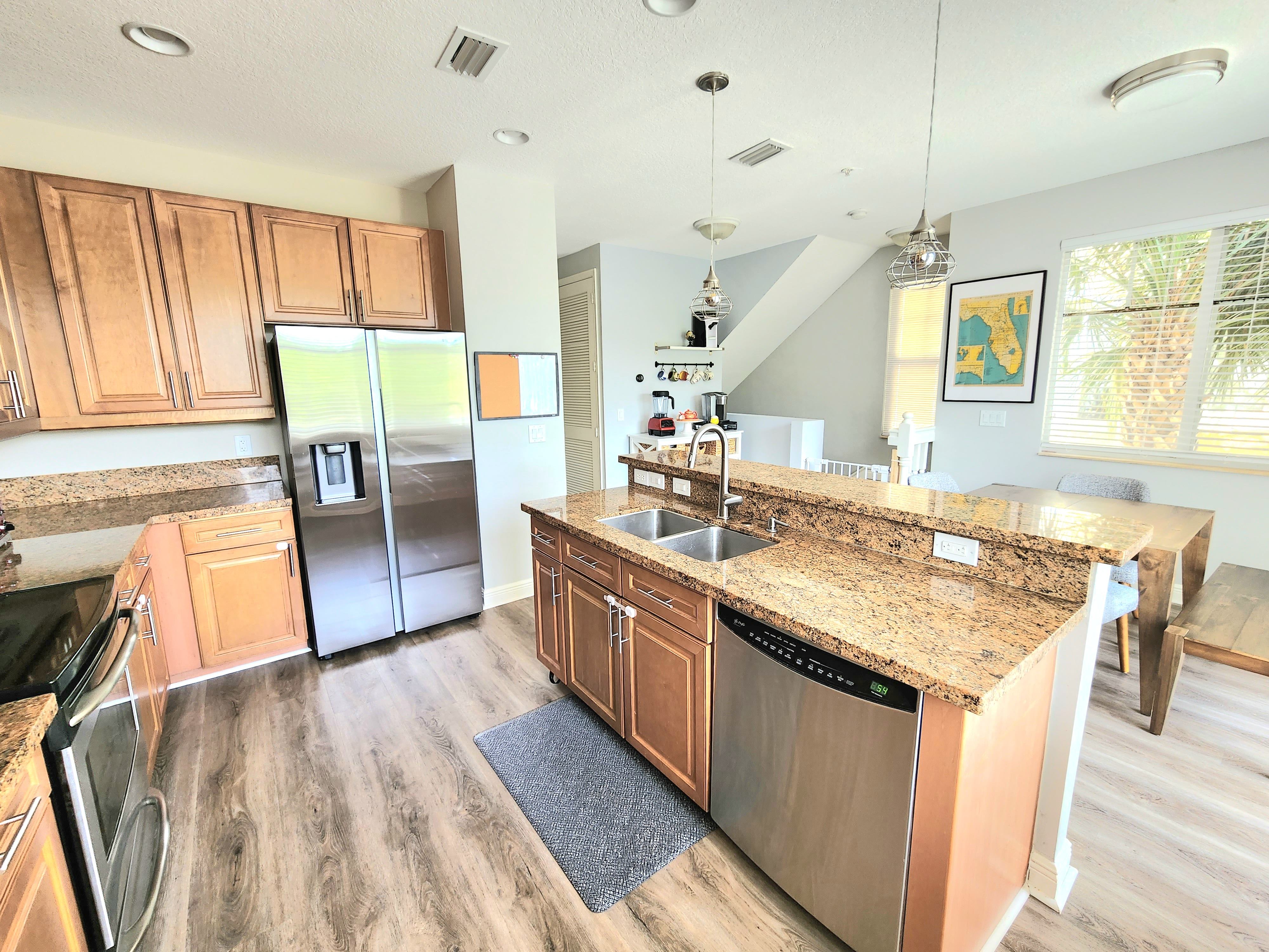 583 Northwest 35th Place – photo 4