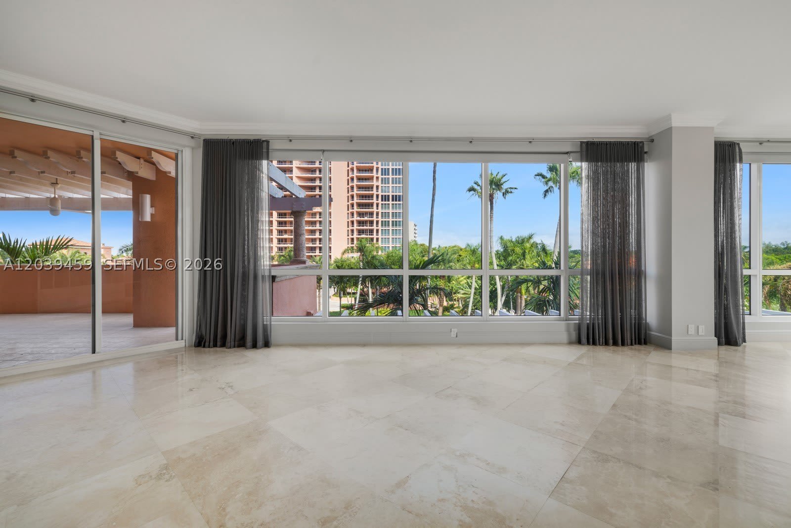 10 Edgewater Dr – photo 4