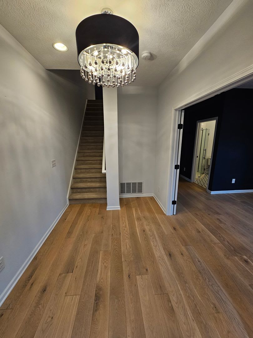 Don't Miss Your Chance to Lease this Luxurious End Unit Townhome Condo in Crocker Park!! – photo 2