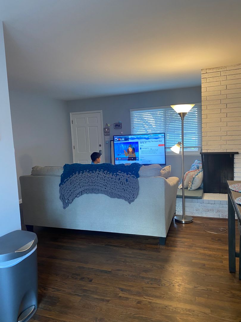 725 Ruby Ave – photo 2