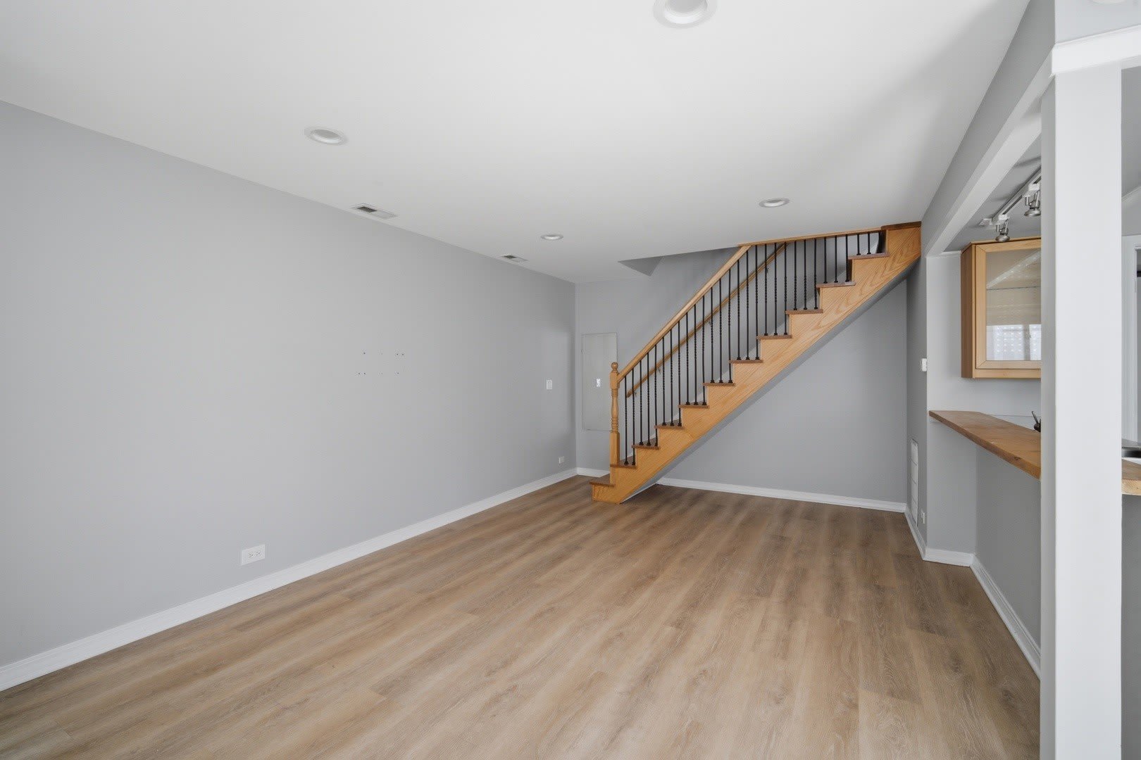 1180 Cove Drive – photo 4