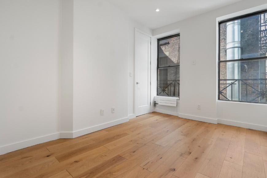 205 Tenth Avenue – photo 3