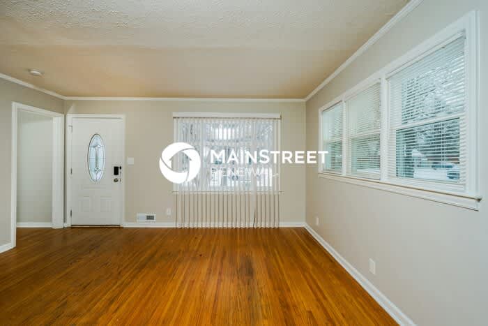 4200 Berkshire Avenue – photo 5