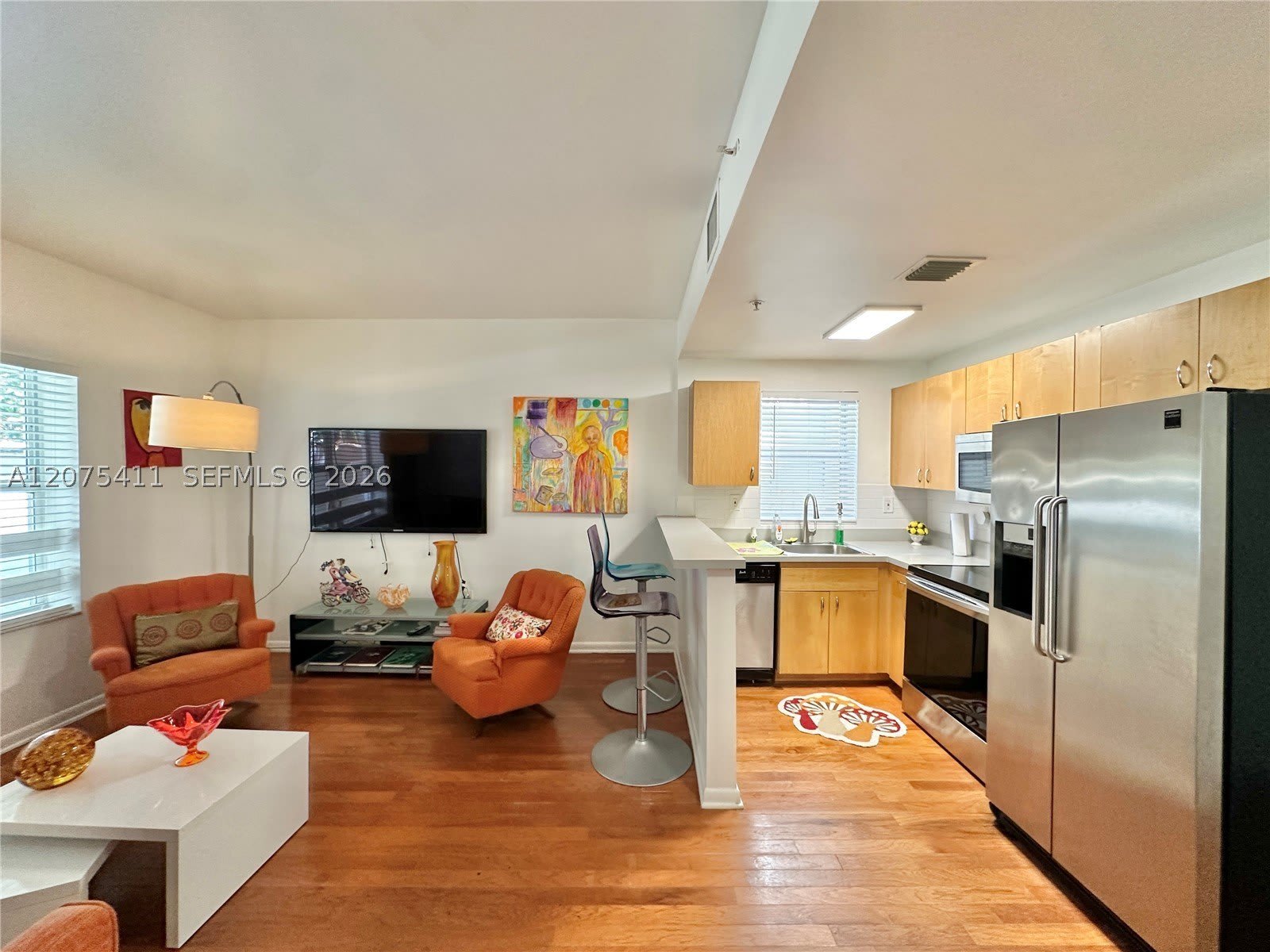 1542 Drexel Ave – photo 1