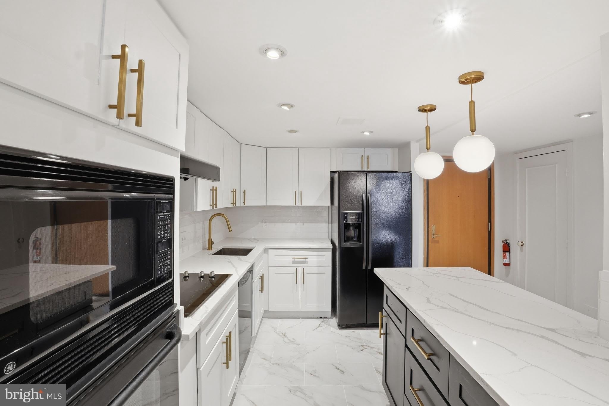 1099 22Nd Street Nw – photo 4
