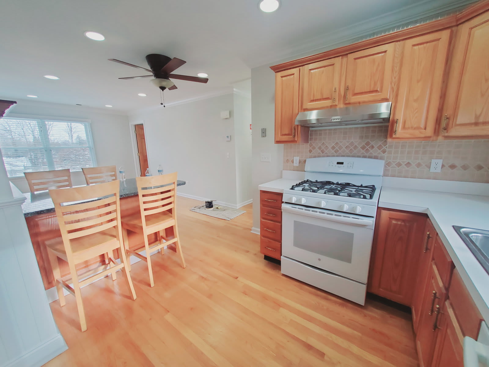 50 Oxford Court – photo 2