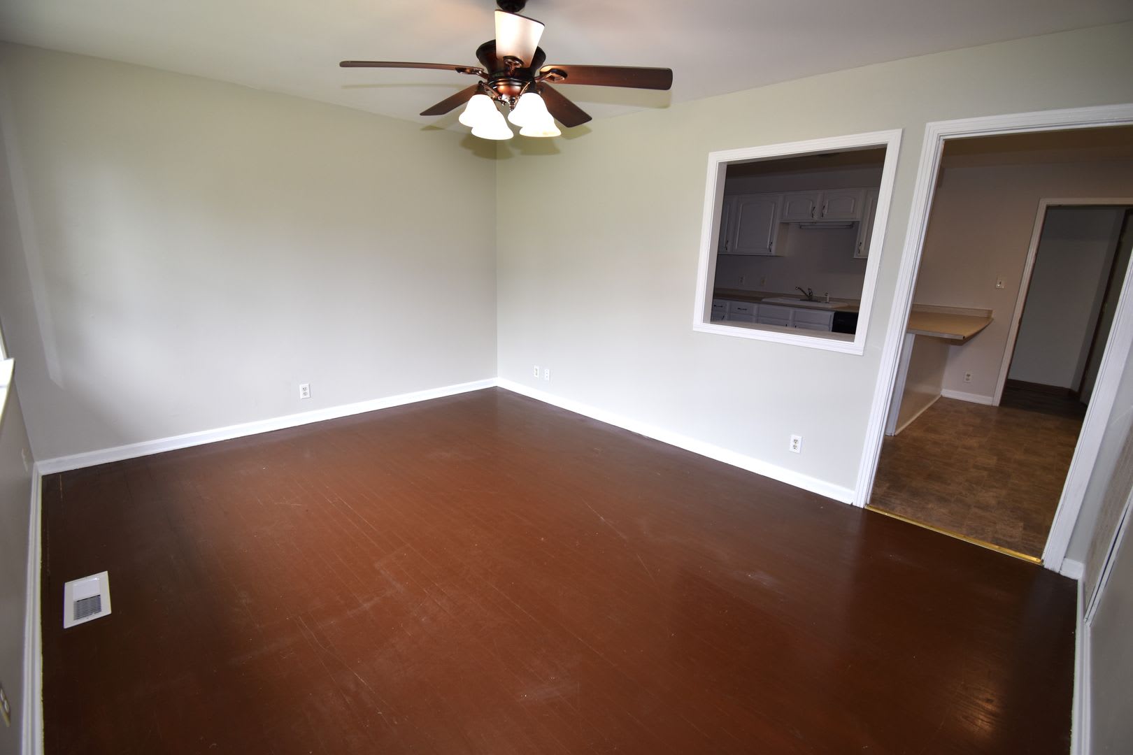 3 Bedroom Home For Rent in Sango Area! – photo 3
