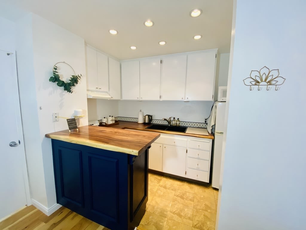 1621 Hotel Circle S – photo 2