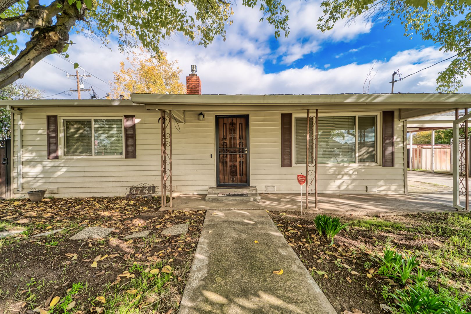 Beautiful 3-Bedroom Home with Extra Living Space and Modern Upgrades – photo 2