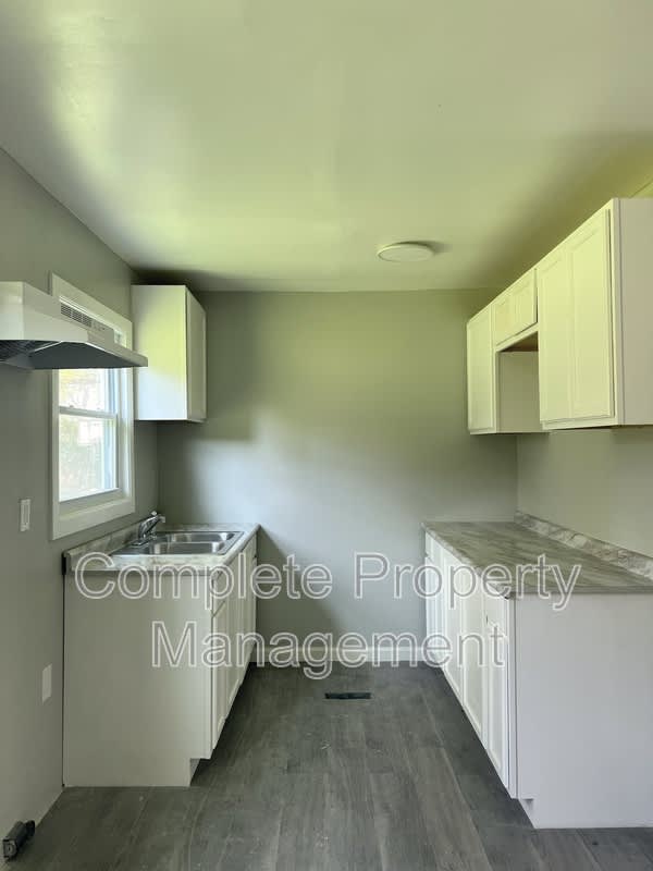 2432 Ishkooda Road Southwest – photo 5