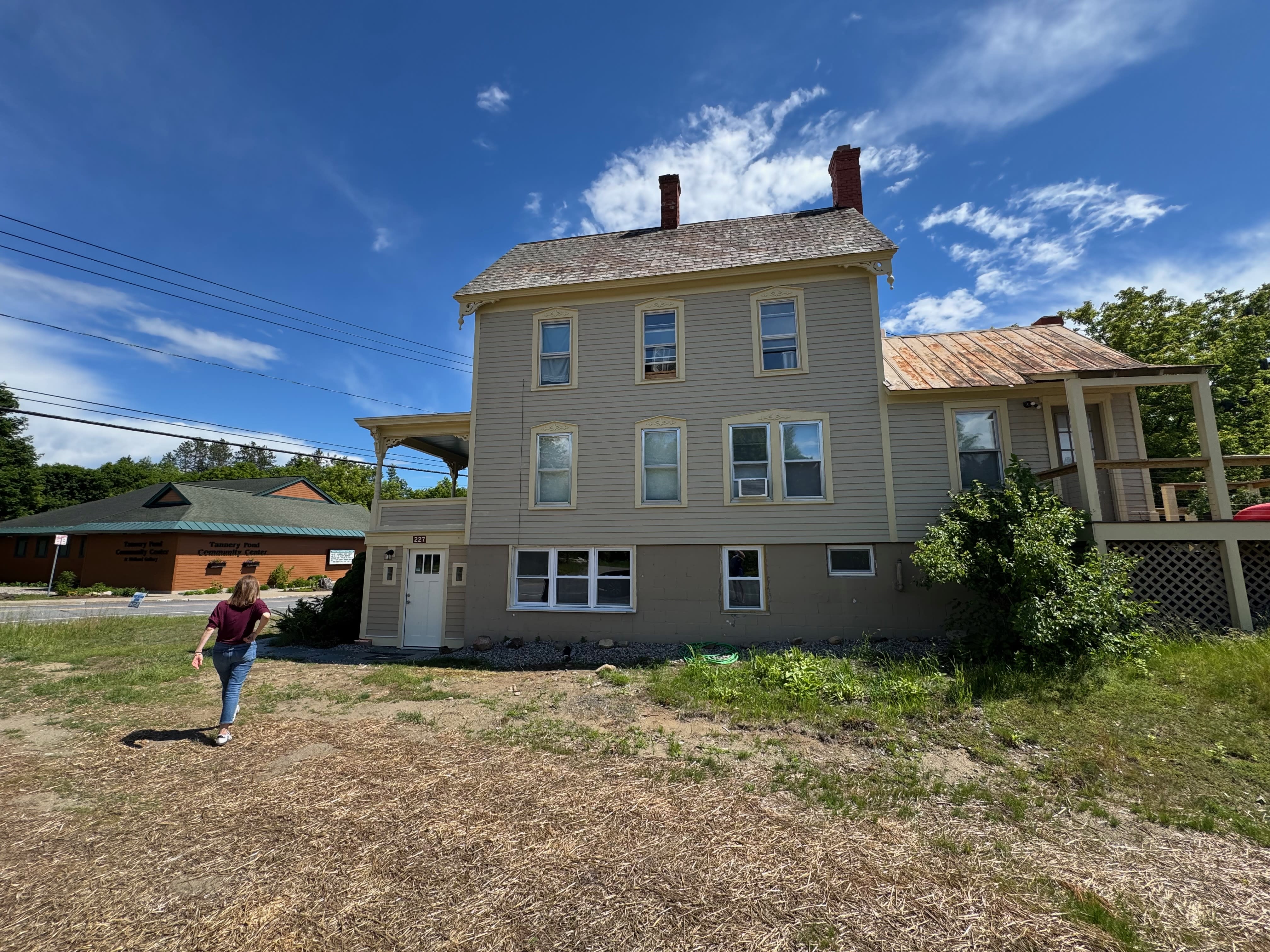 227 Main St – photo 2