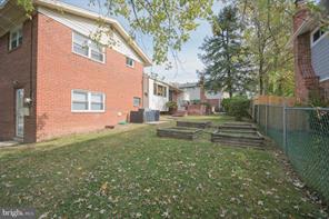 4920 Aspen Hill Rd – photo 5