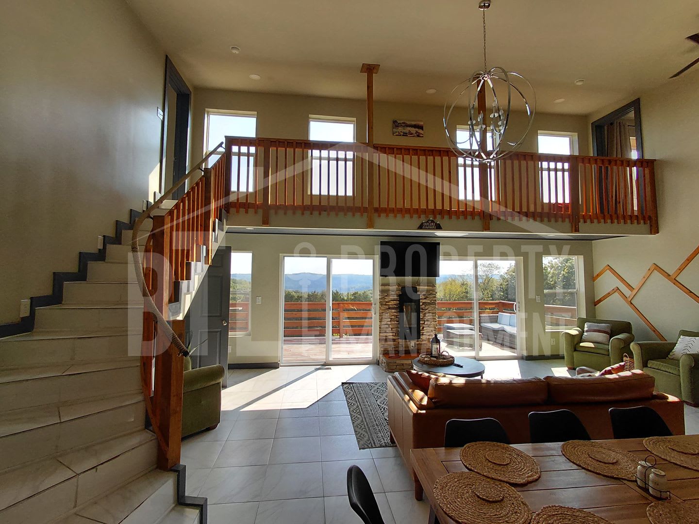 Beautiful 3BR Home with Scenic Views in Forsyth – photo 1