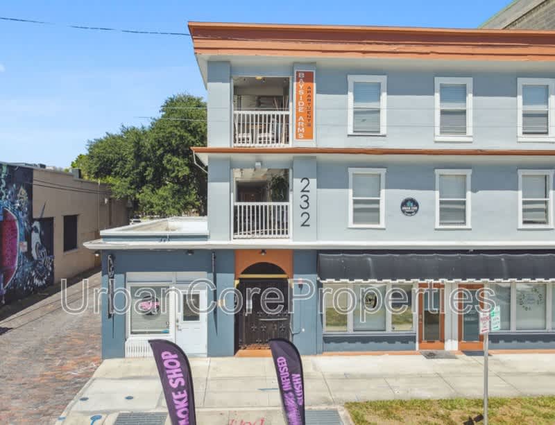236 4th St N – photo 1