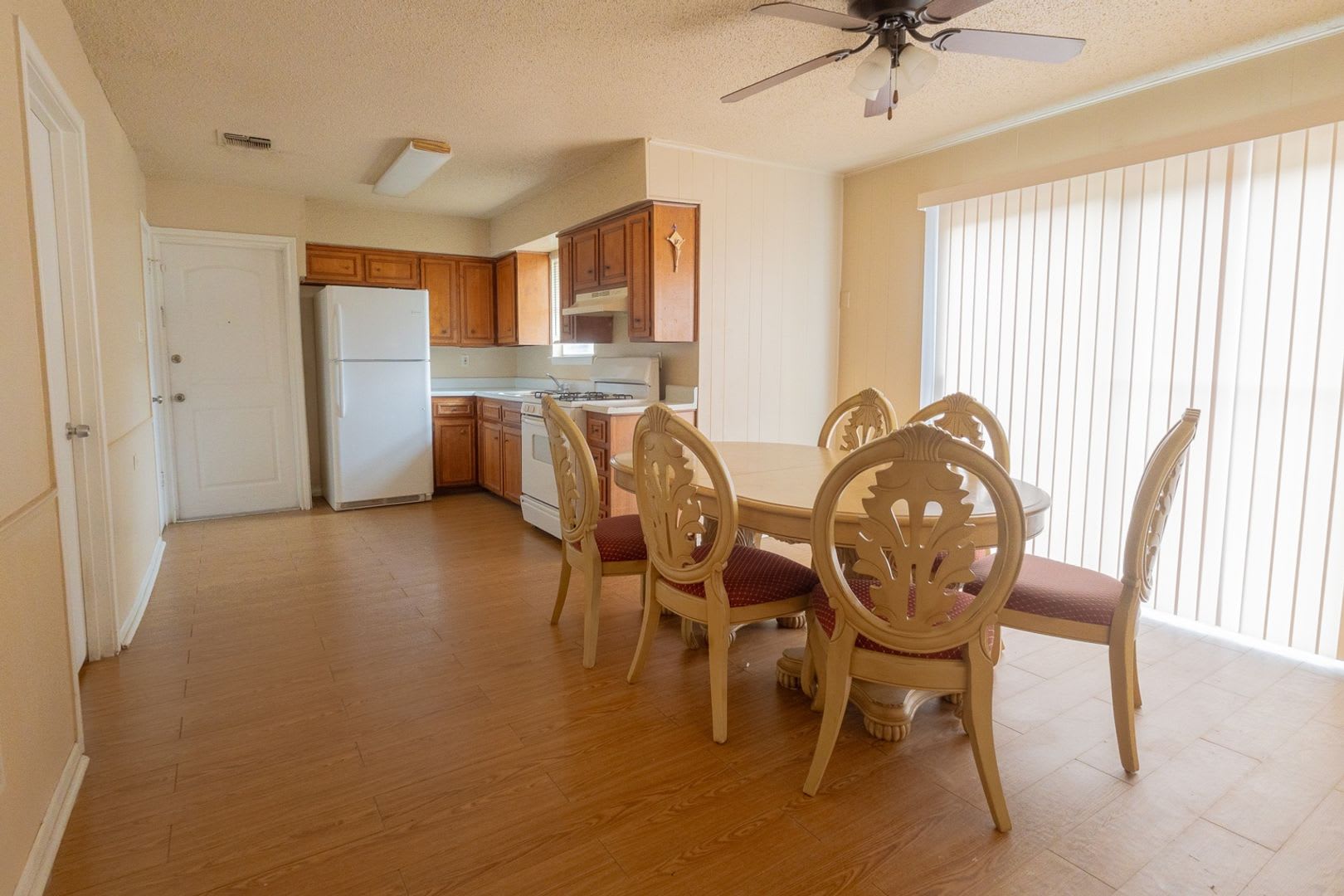 Charming 4BR House in Live Oak – photo 2