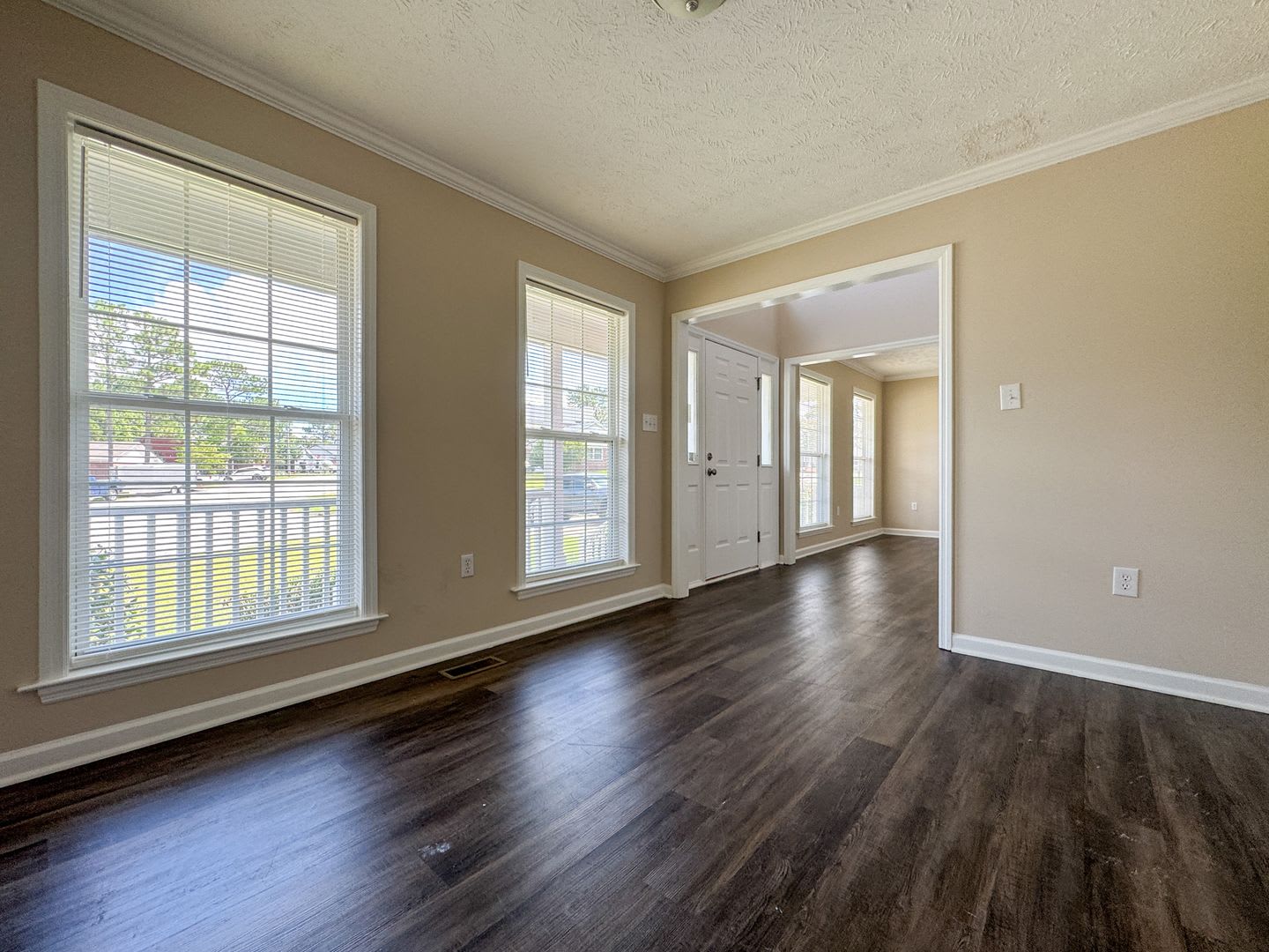 Charming 3 Bed 2.5 Bath Hope Mills Home – photo 2