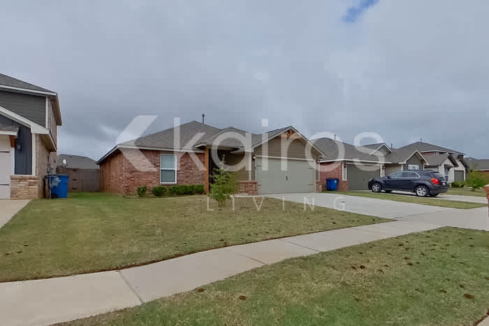 301 Saint James Place – photo 2