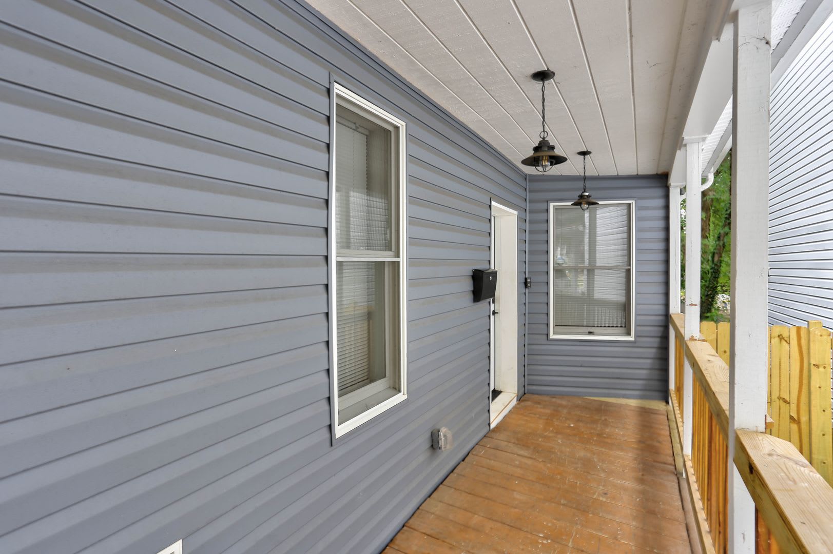 3BR, 2.5BA Detached Single Family Home in the Heart of Waverly – photo 2