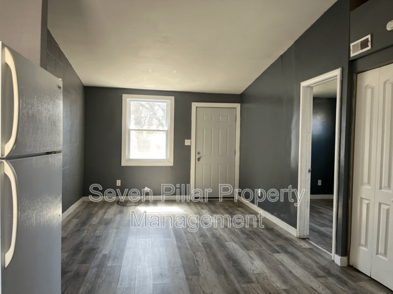 1629 Lexington Ave – photo 5