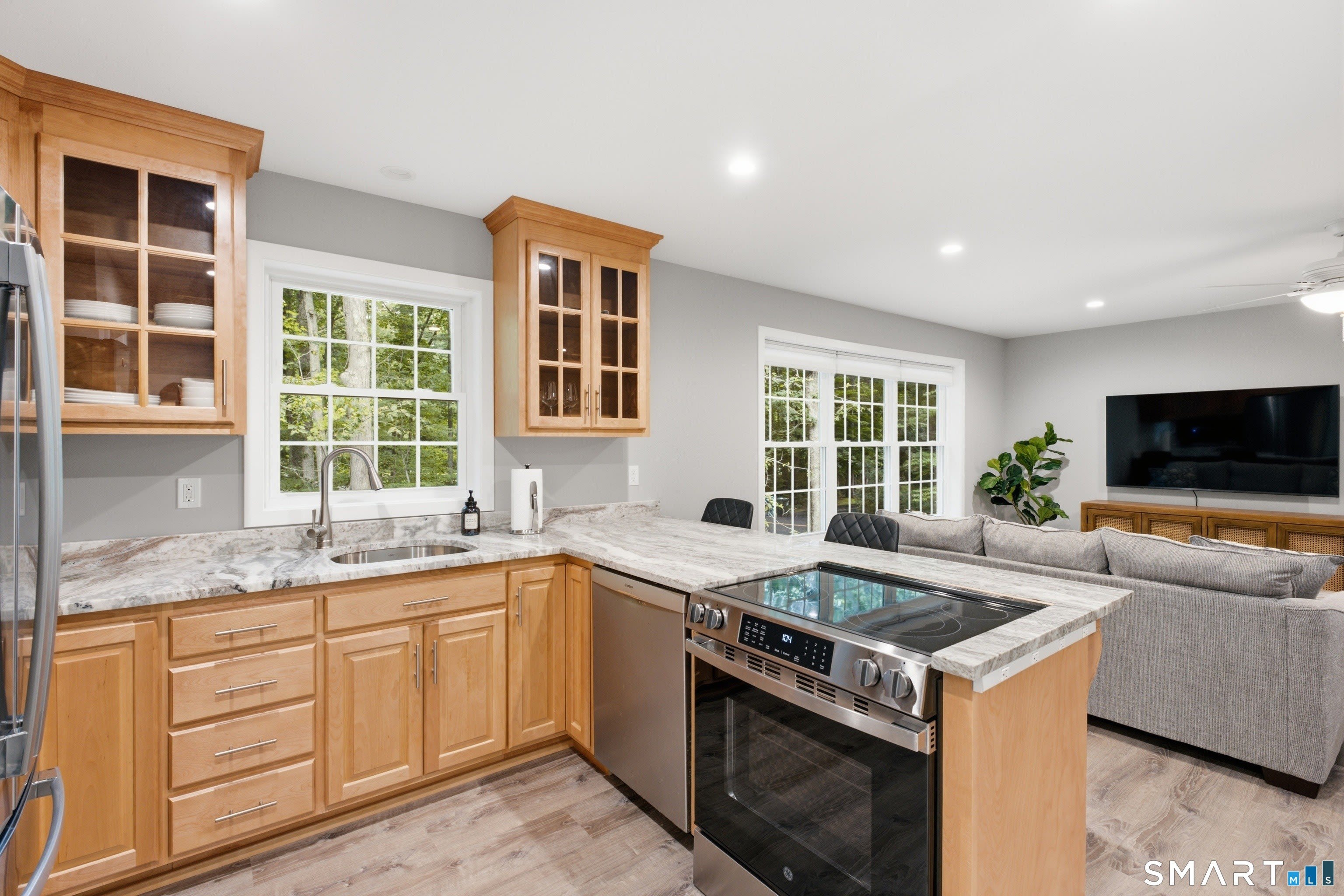 88 Orcutt Drive – photo 5