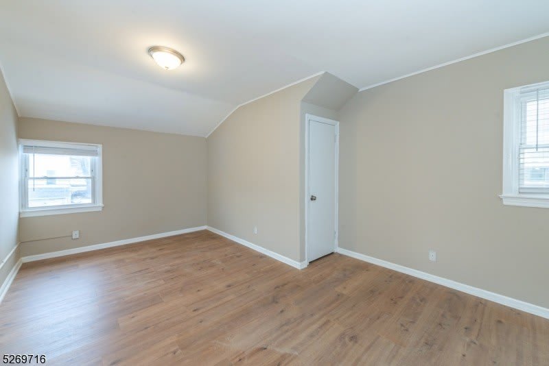 73 W Tremont Ter – photo 3