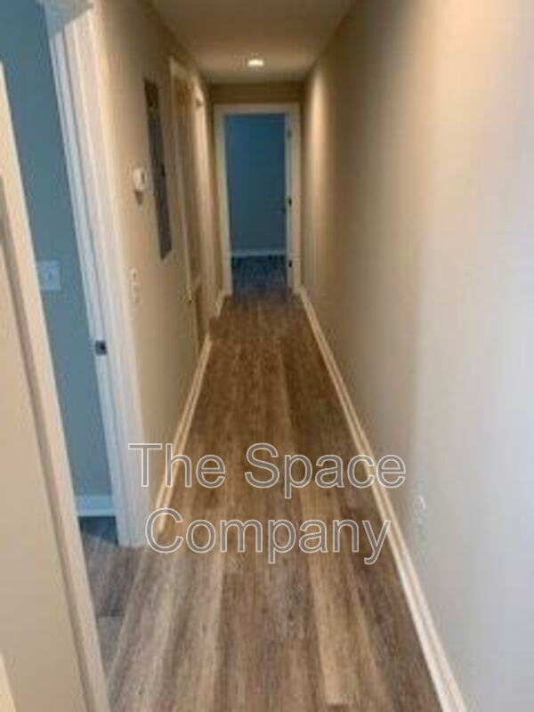 587 Rutledge Avenue – photo 4