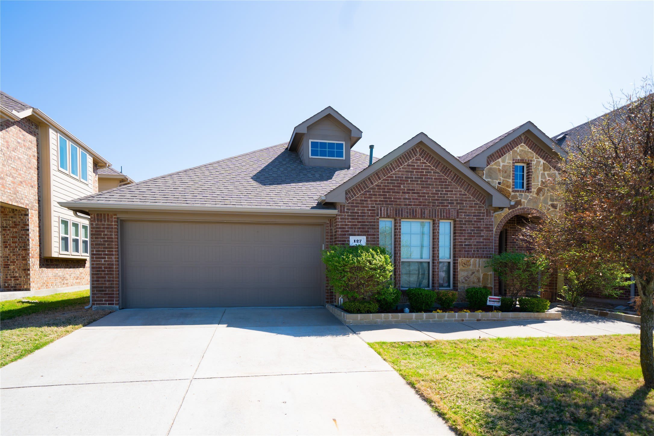 127 Charleston Lane – photo 1